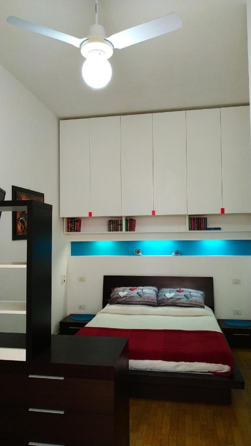 Apartment Coral & Turquoise *